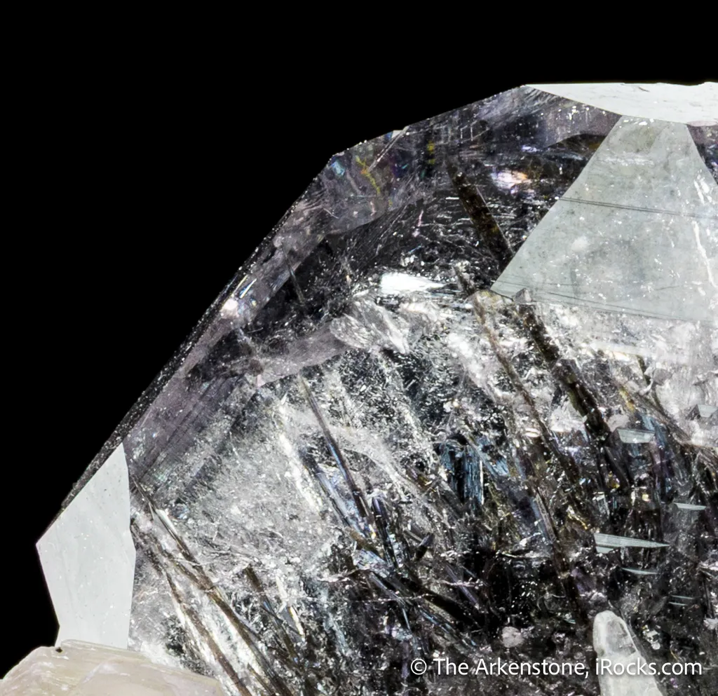 Schorl Tourmaline inclusions in Beryl var. Aquamarine - image 6
