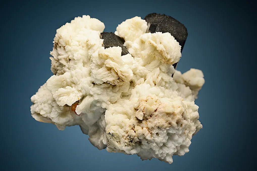 Schorl with Albite var. Cleavelandite - image 3