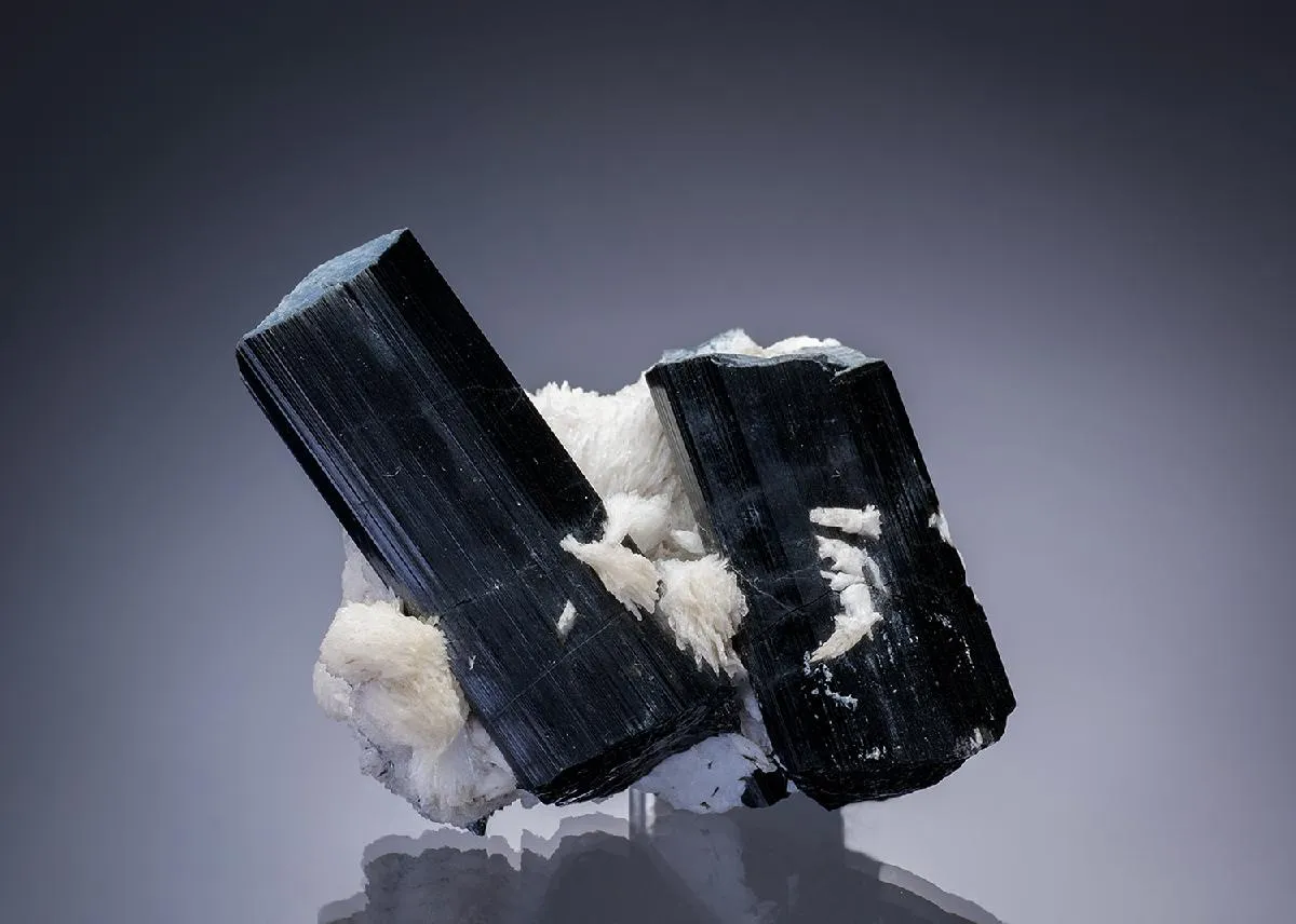 Schorl with Cleavelandite - image 1