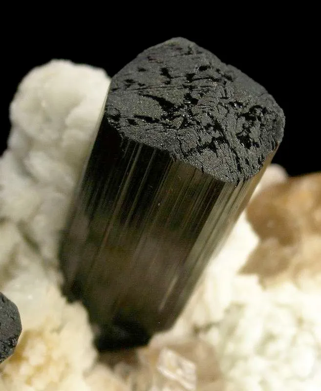 Schorl With Spessartine, Albite, Quartz - image 2