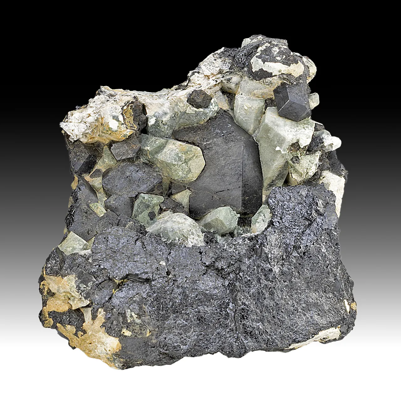 Schorlomite with Nepheline - image 1