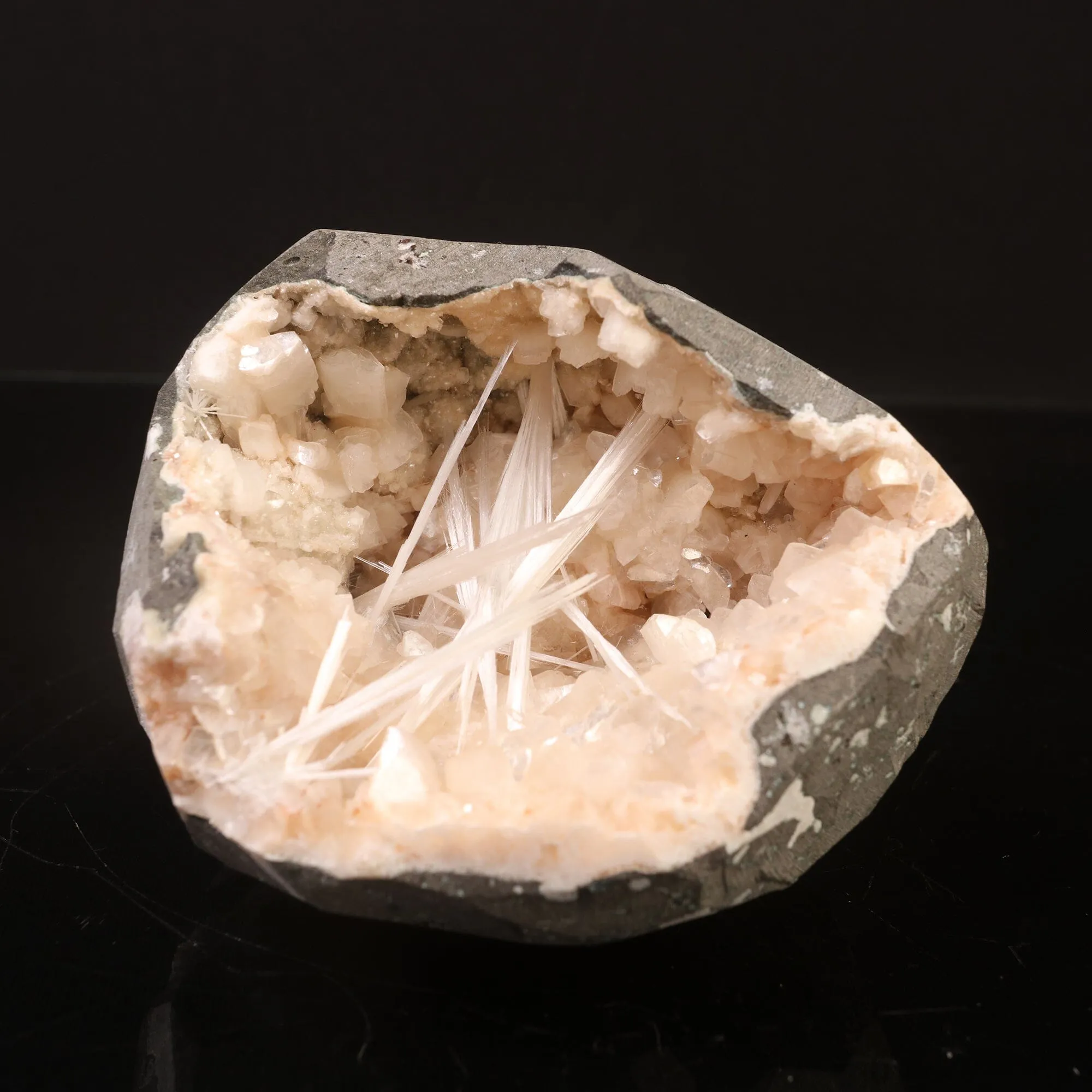 Scolecite Heulandite Geode Natural Mineral Specimen - image 3
