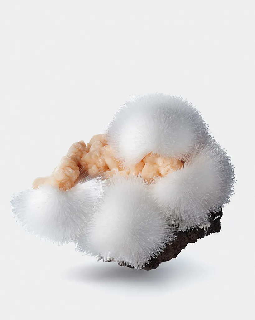 Scolecite on Stilbite image