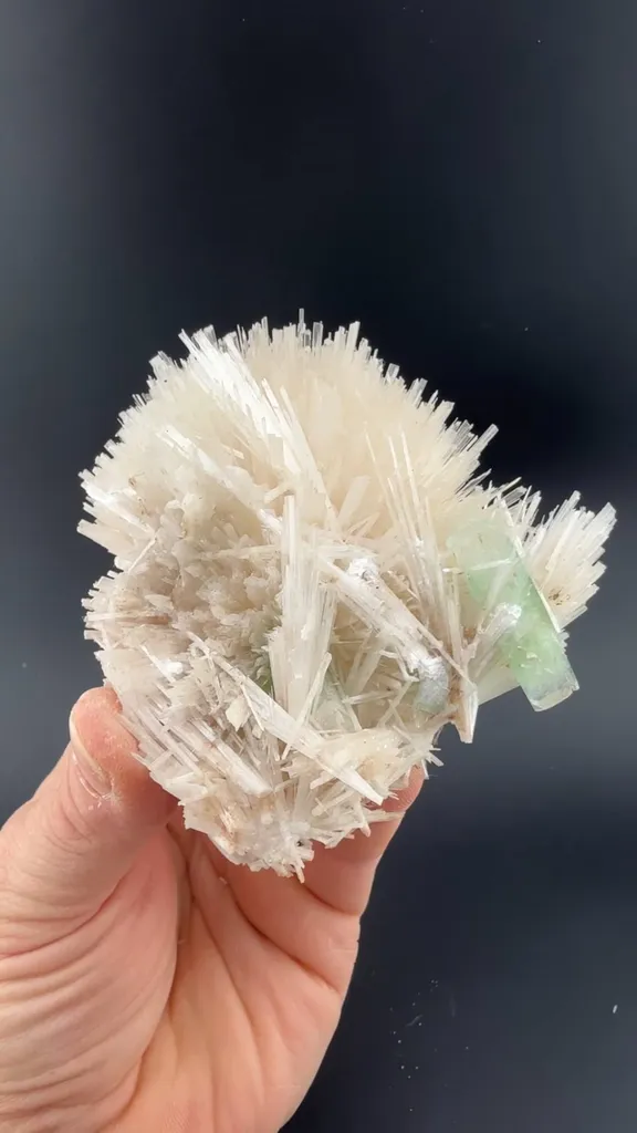 Scolecite with Fluorapophyllite-K image