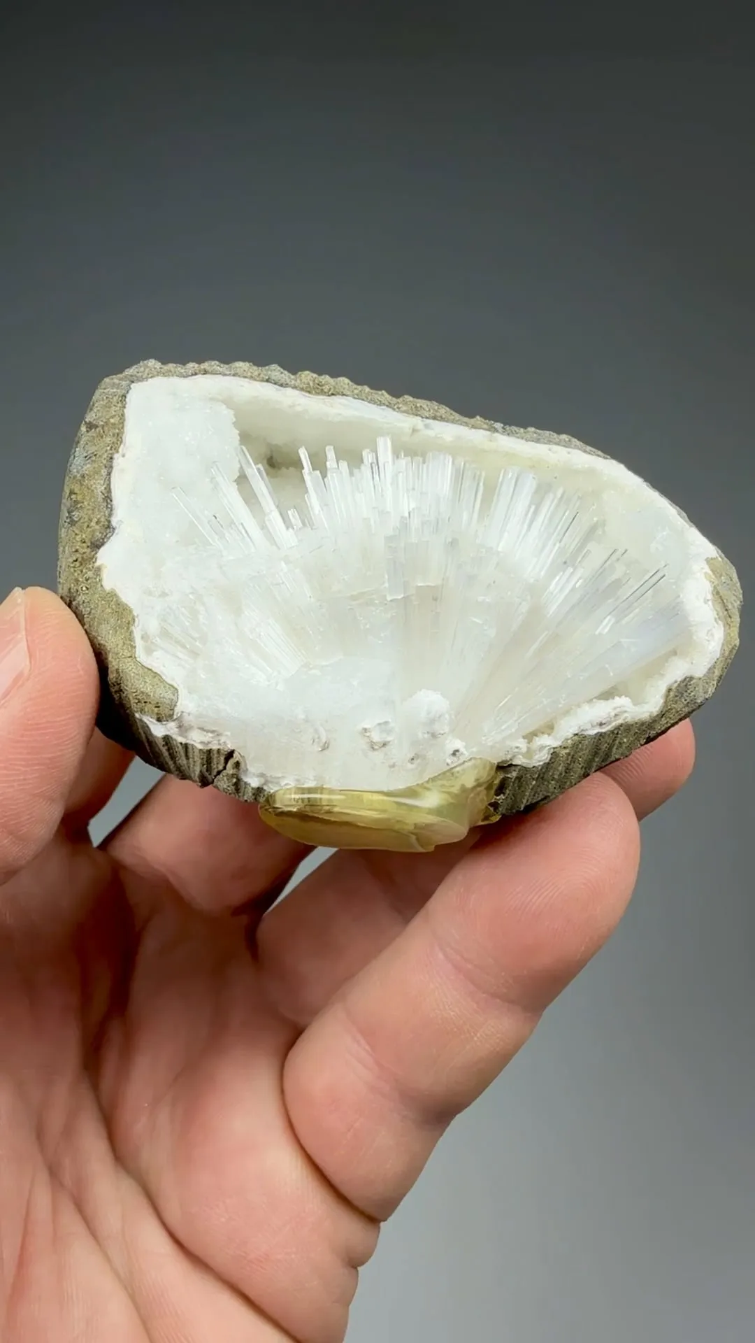 Scolecite with Quartz - image 2