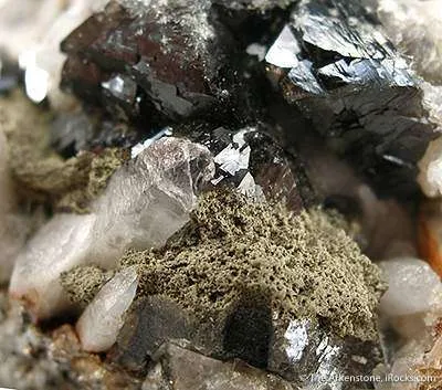 Scorodite and Quartz - image 2