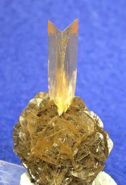 Selenite (Fluorescent) - image 3