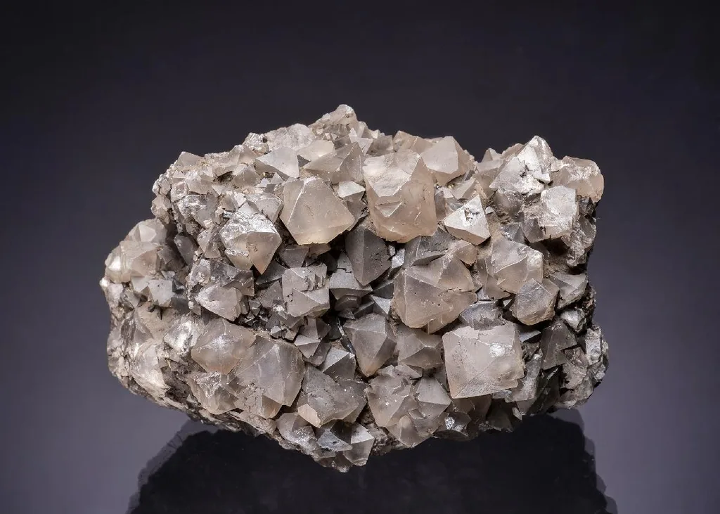 Senarmontite image