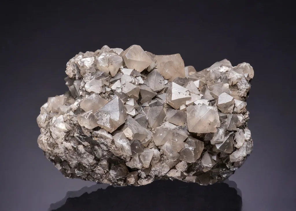 Senarmontite - image 2
