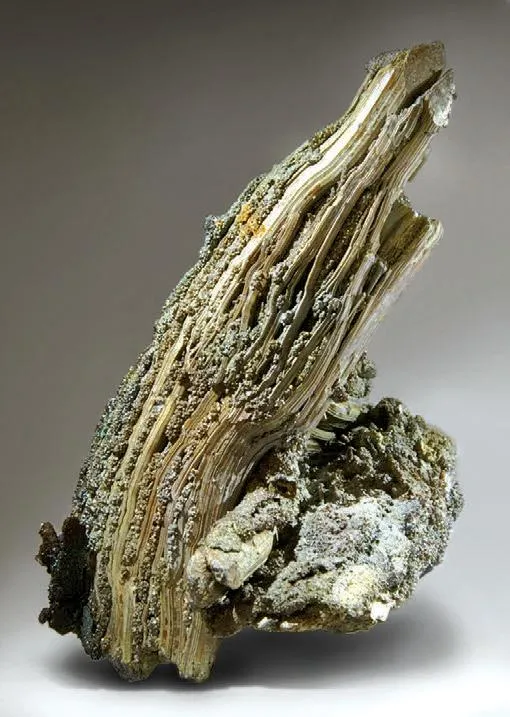 Sénarmontite, Stibiconite, Stibnite, Quartz, Goethite image