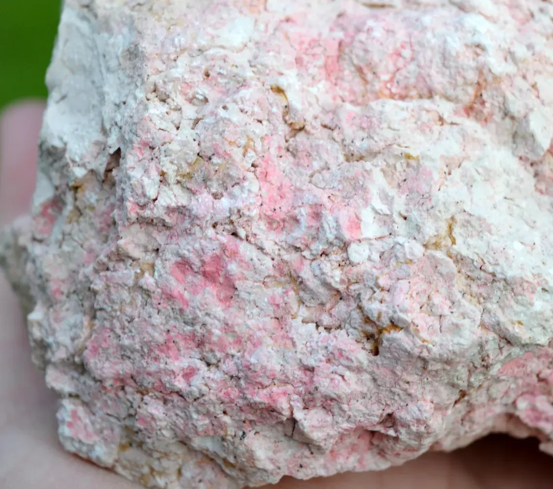 Sepiolite & Pink Opal var. Quinzite - 1320 grams - Quincy, Vierzon, Cher, France - image 8