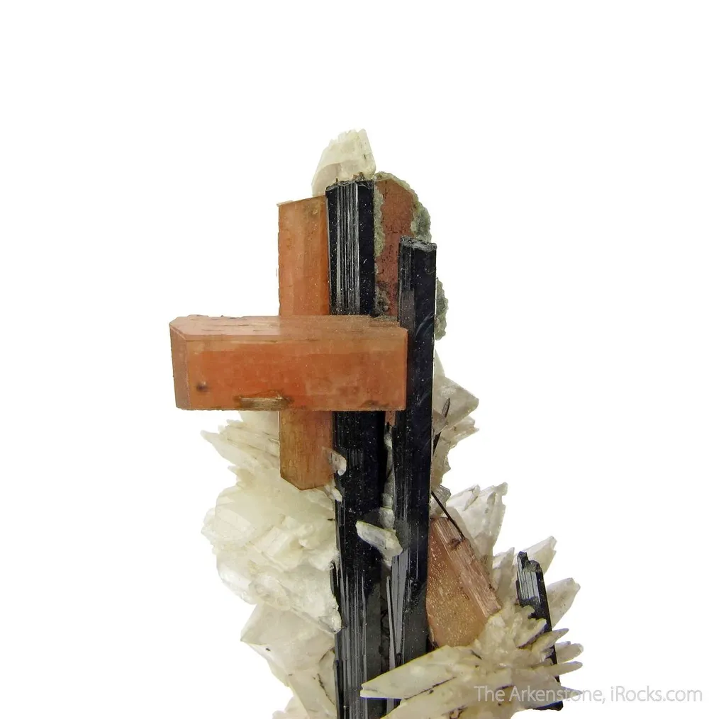 Serandite and Albite on Aegerine - image 5