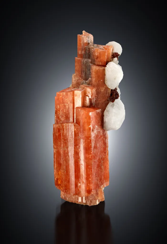 Serandite from Canada, Québec, Mont Saint-Hilaire image