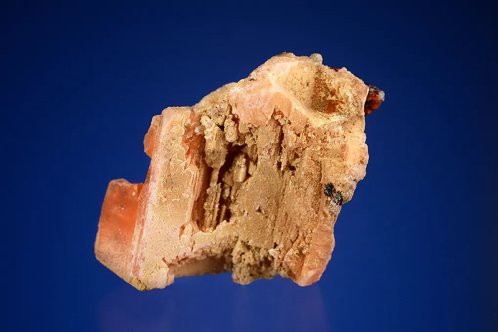 SÉRANDITE with Manganoneptunite - image 6