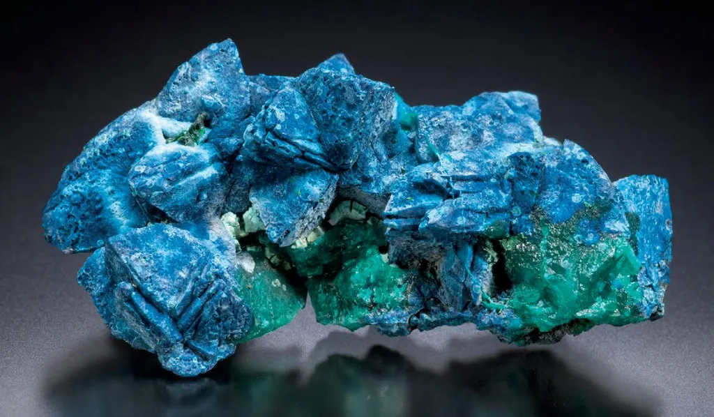 Shattuckite pseudomorphs after Calcite image