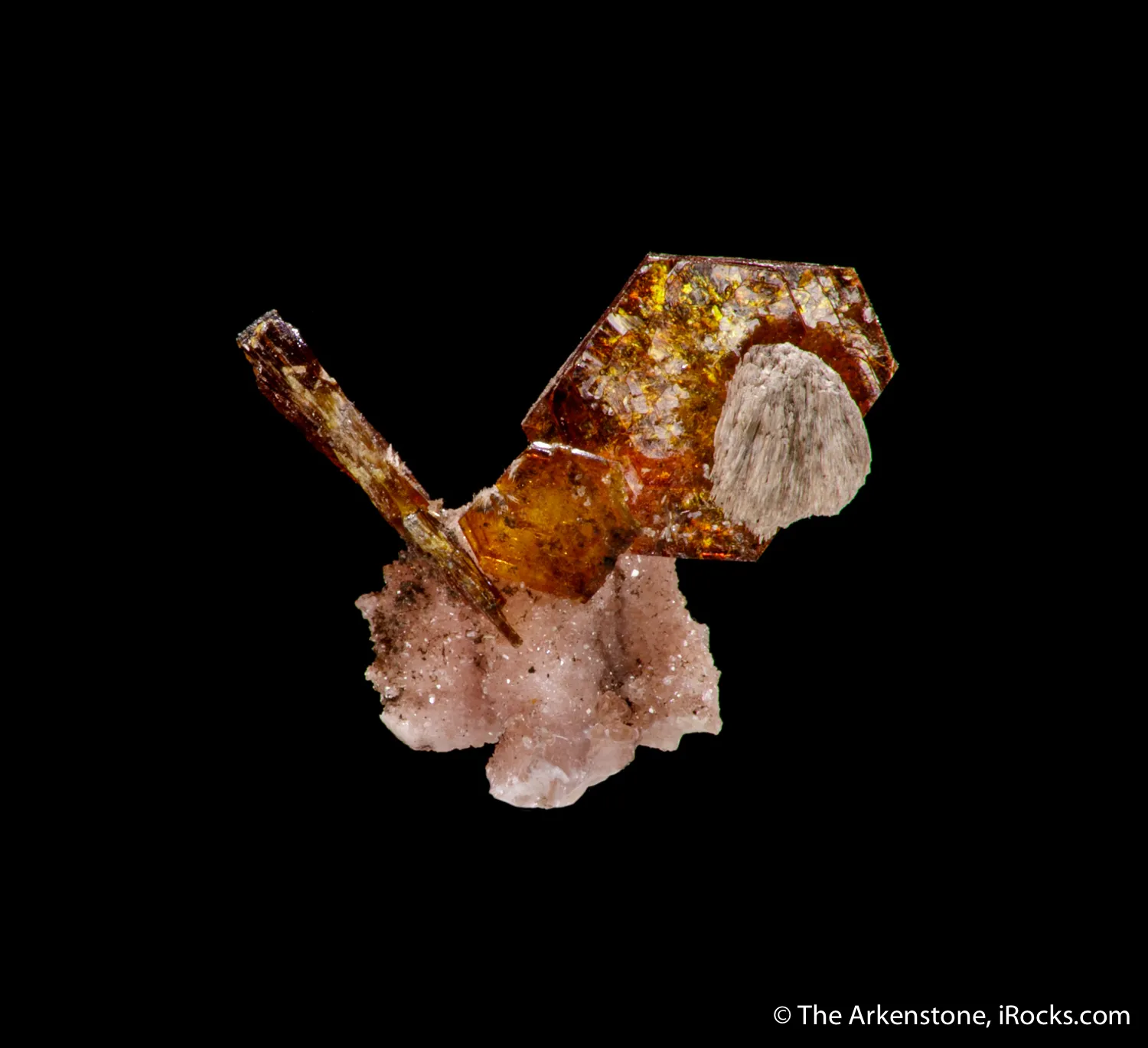 Shigaite on Rhodochrosite - image 2