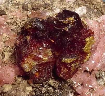 Shigaite, Rhodochrosite - image 2