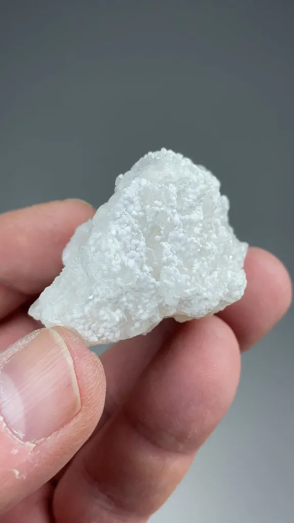 Shinichengite with Imayoshiite, Calcite - image 2