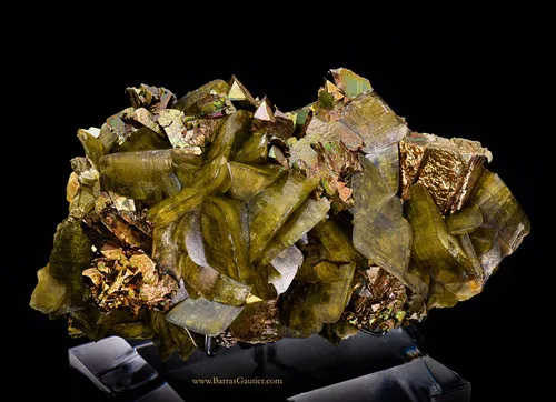 Siderite and Chalcopyrite - image 3