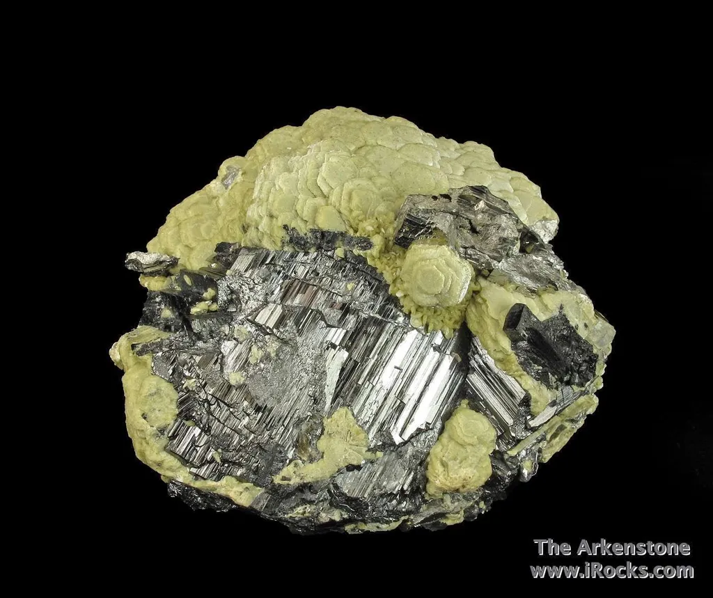 Siderite, Arsenopyrite and Chalcopyrite on Ferberite - image 4