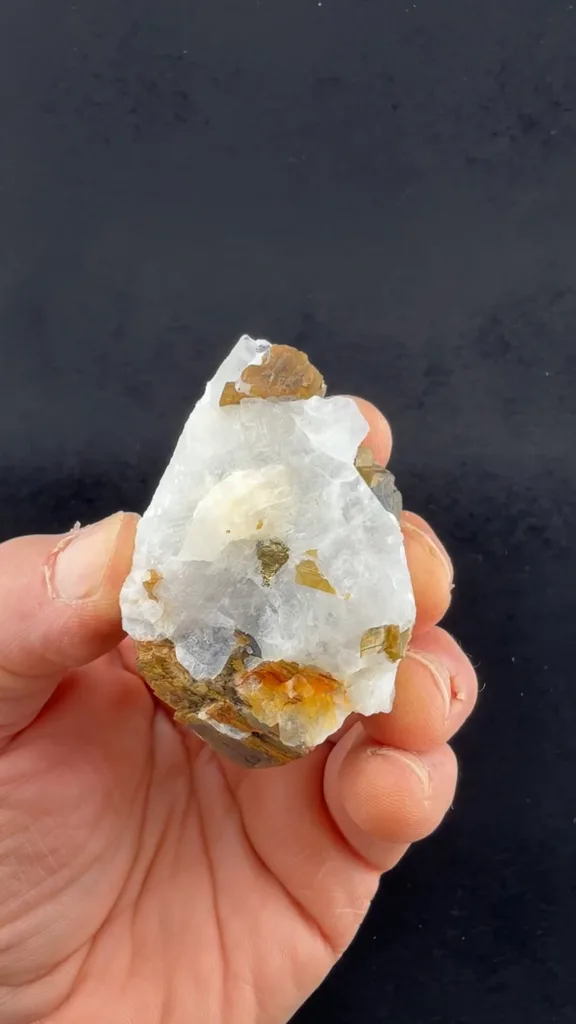 Siderite from Ivigtut Mine, Greenland, Denmark - image 2