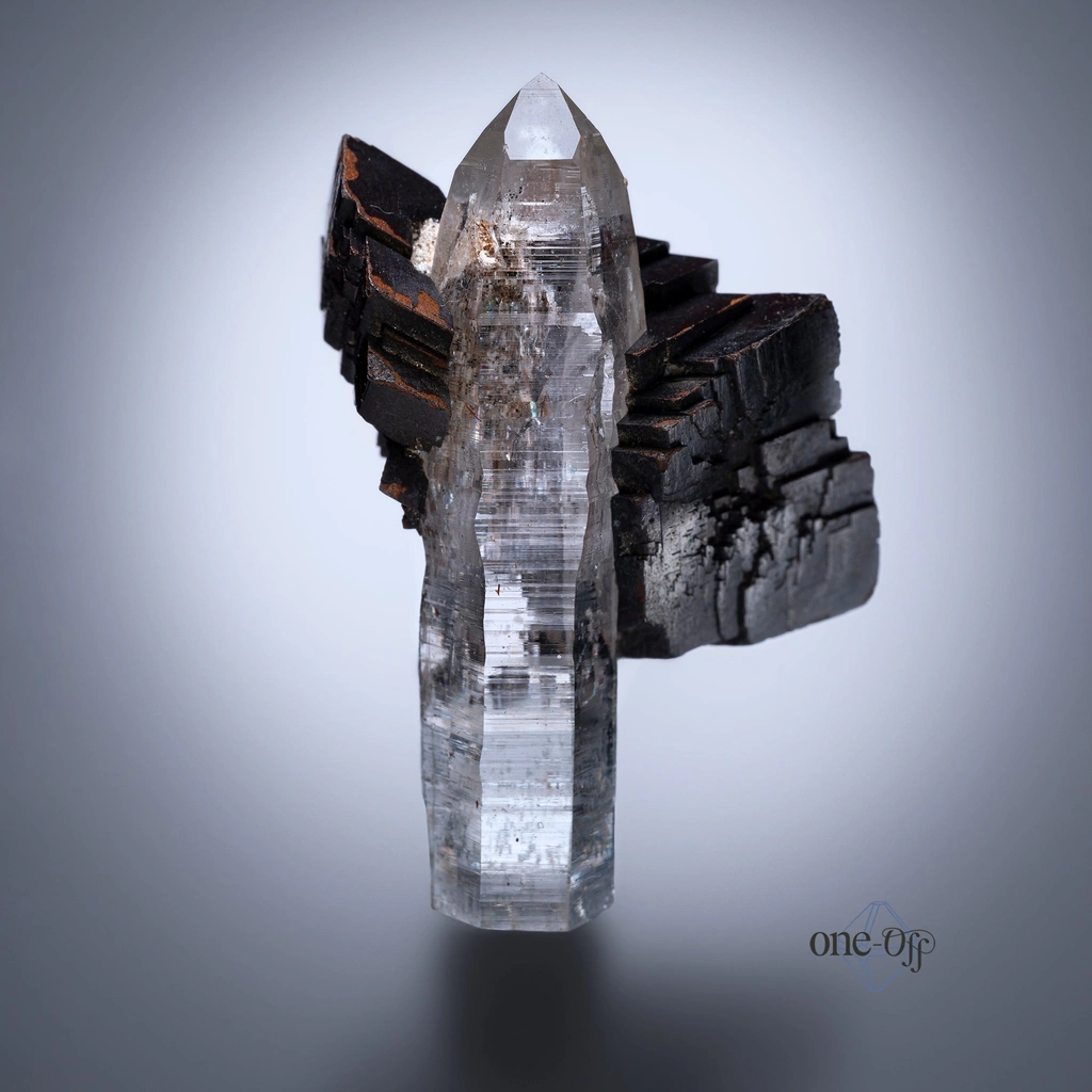 Siderite from Skardu District, Gilgit-Baltistan, Pakistan image