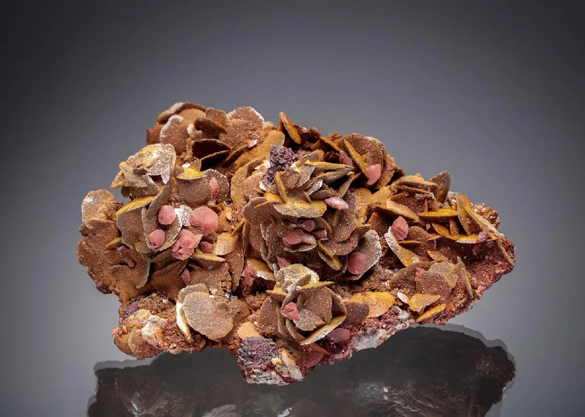 Siderite on Calcite - image 1