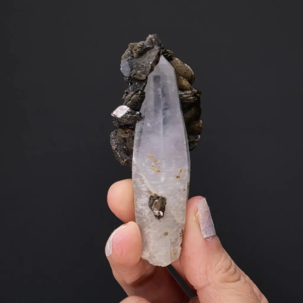Siderite on Quartz - image 2