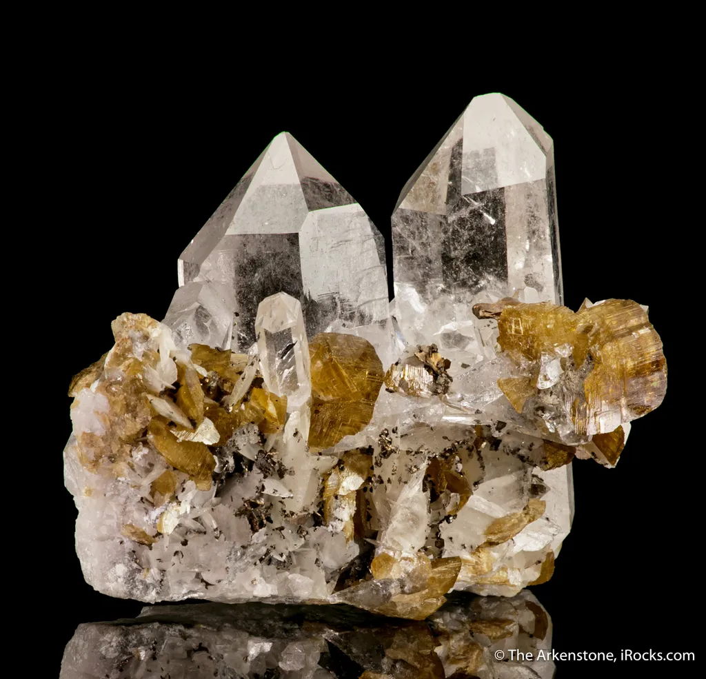 Siderite on Quartz, with Cubanite & Pyrrhotite image