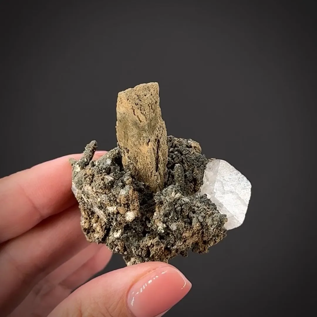 Siderite ps. Ilvaite - image 2