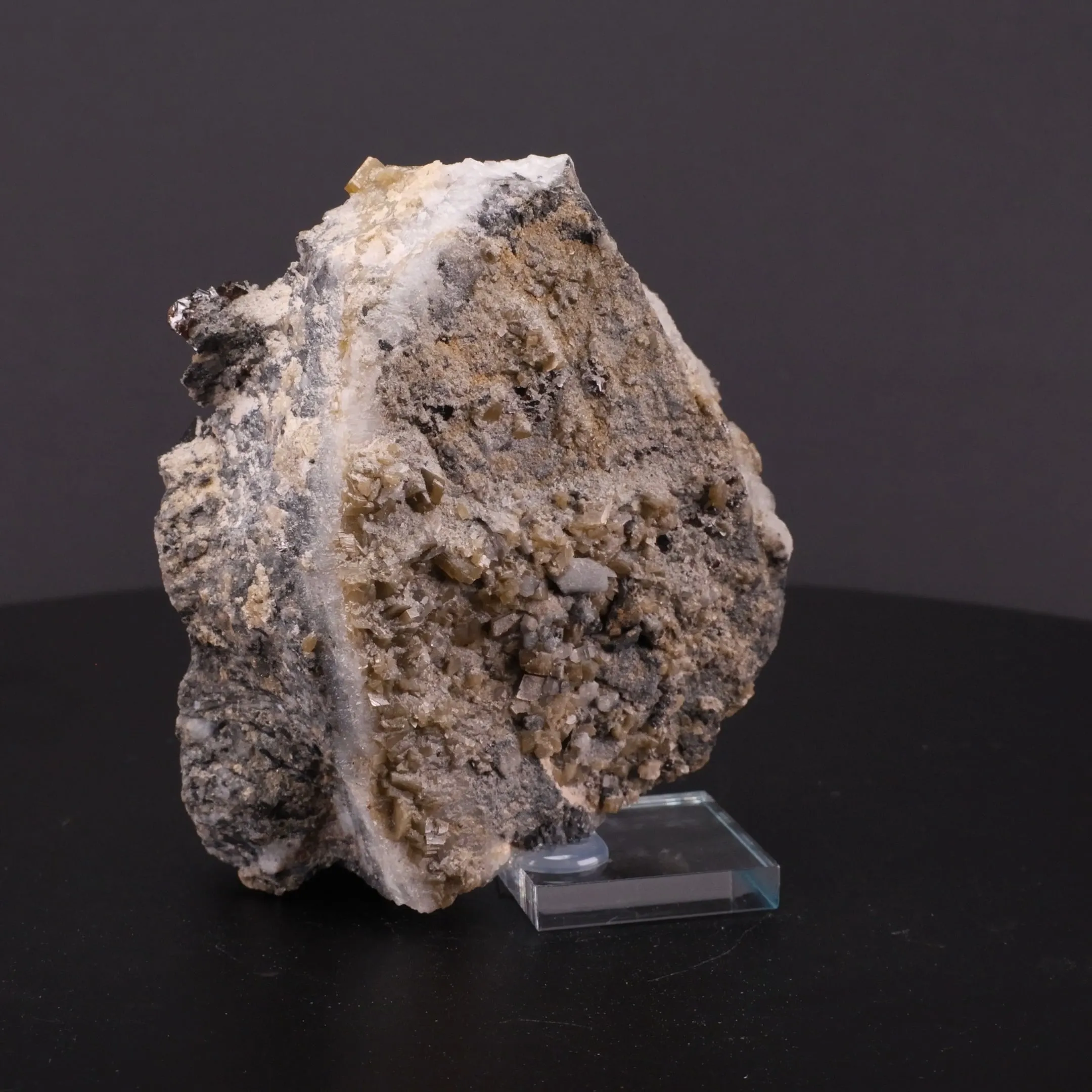 Siderite, Sphalerite, Quartz - image 2