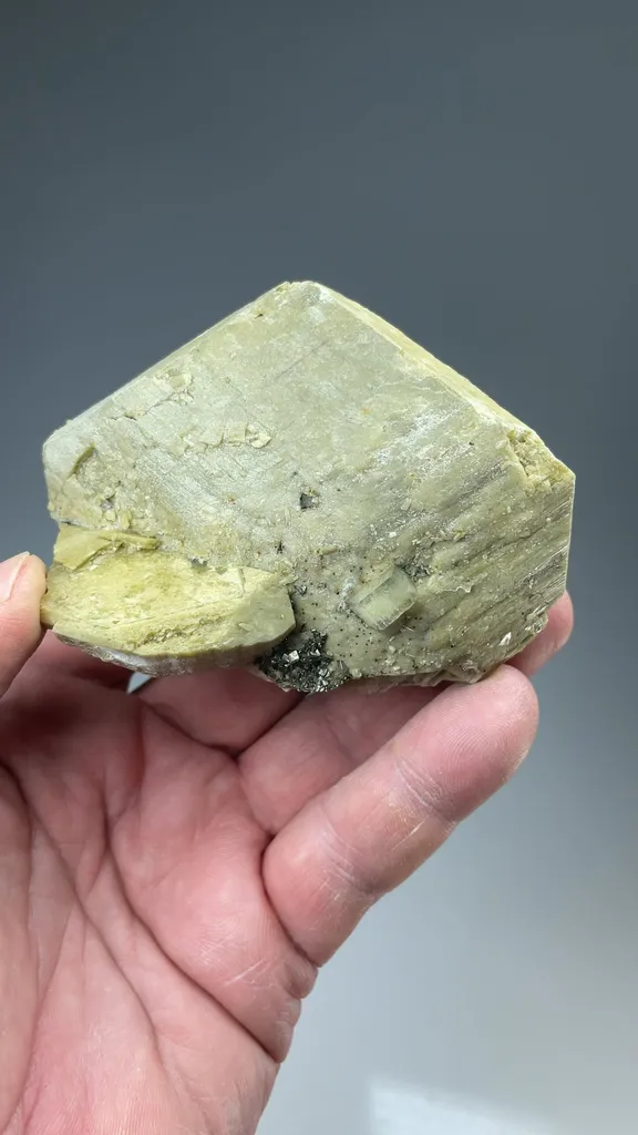 Siderite with Fluorapatite (1997) - image 2