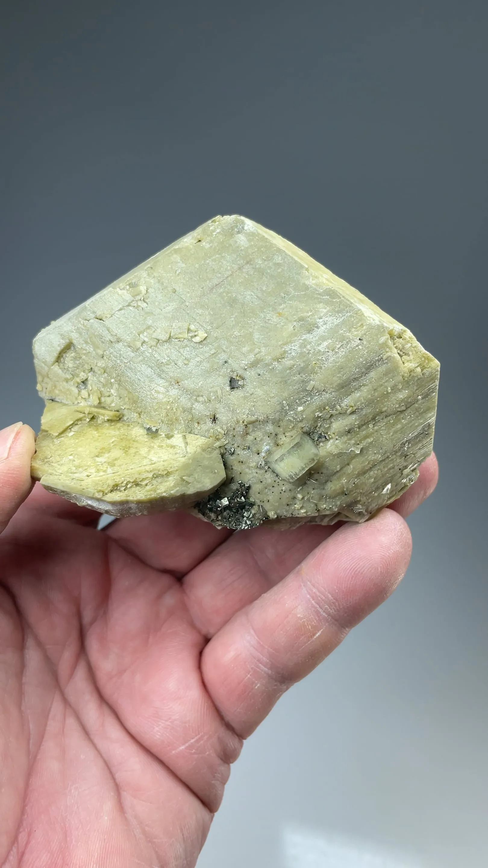 Siderite with Fluorapatite (1997) - image 2