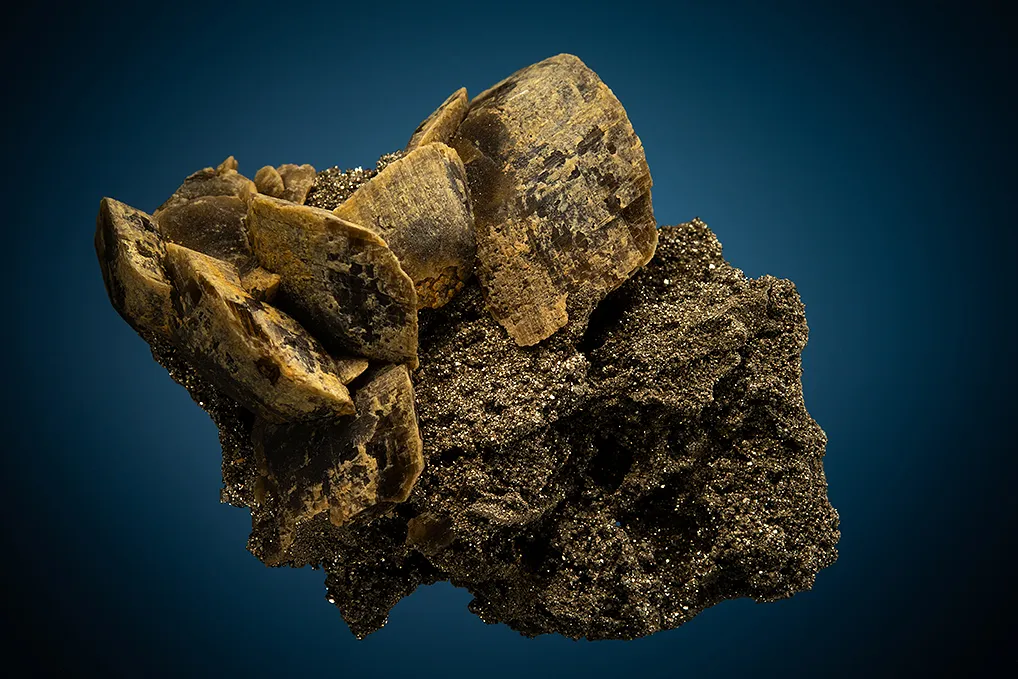 Siderite with Pyrite image