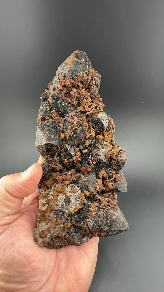 Siderite with Quartz image