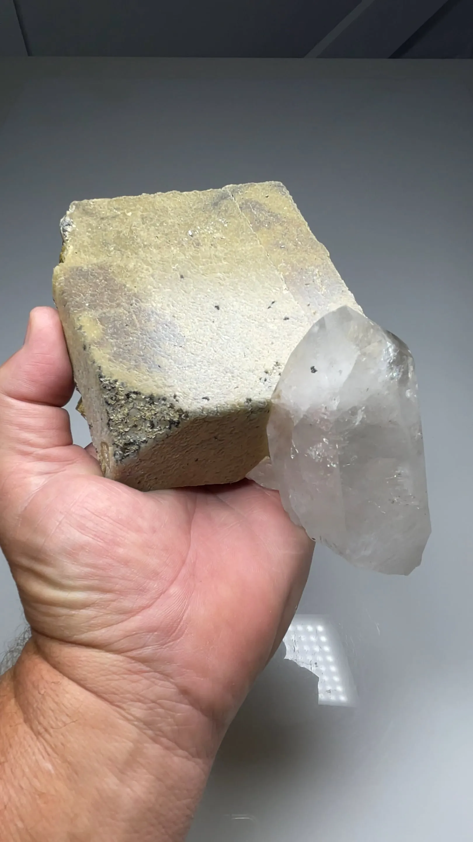 Siderite with Quartz, Pyrite - image 2