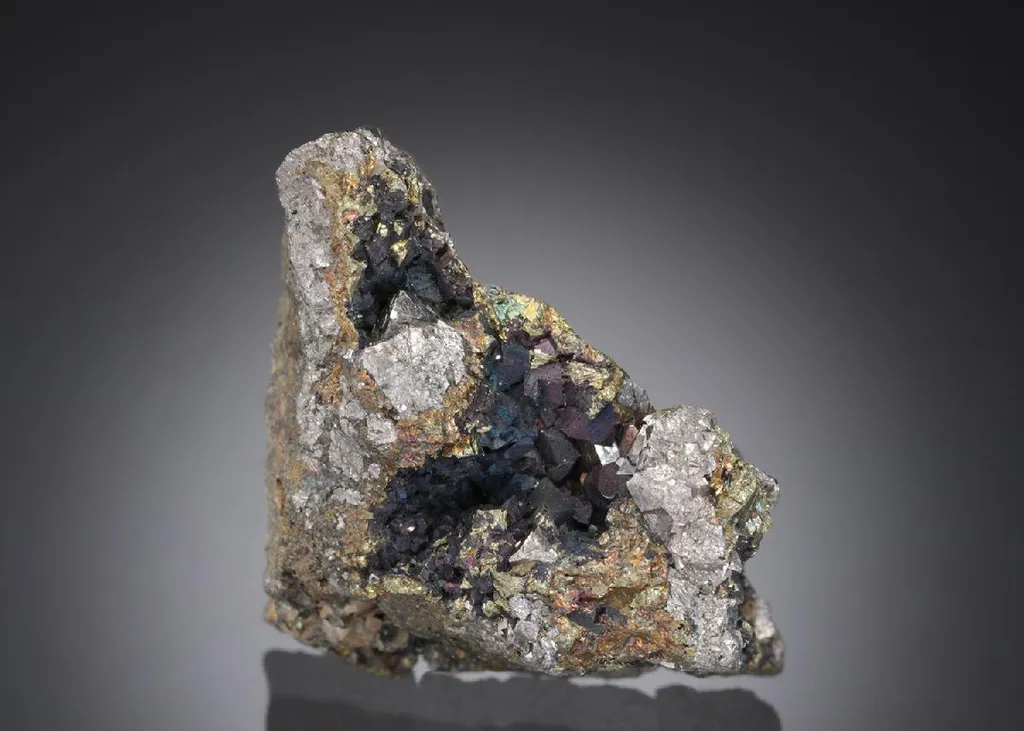 SIEGENITE on Chalcopyrite image