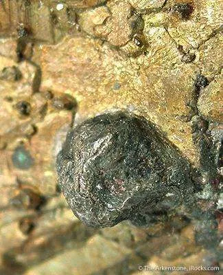 Silver (Isolated Crystals on Copper) - image 3