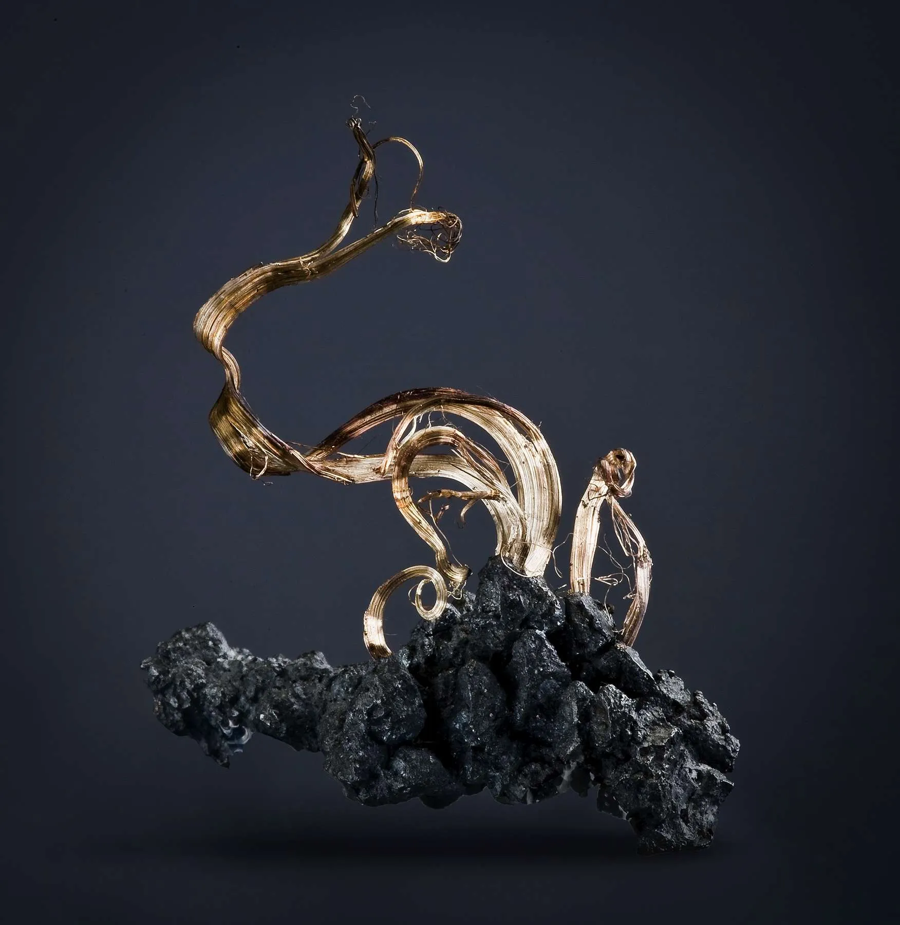 Silver on Acanthite - image 1