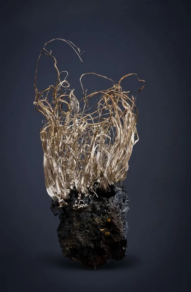 Silver on Acanthite image