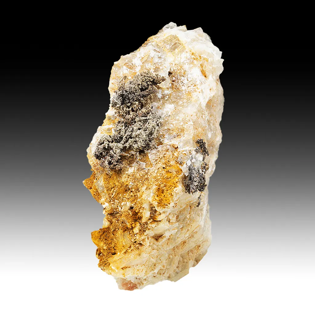 Silver var Kongsbergite with Chlorargyrite image