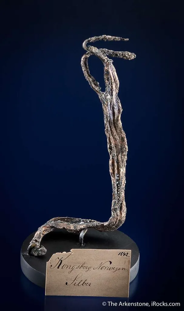 Silver with Acanthite image