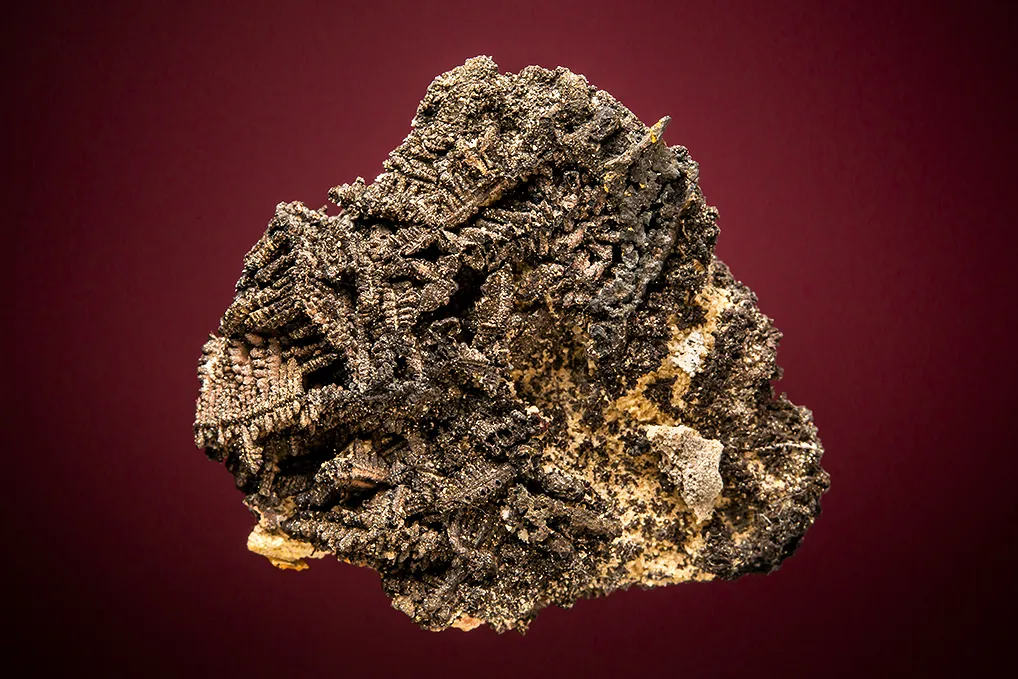 Silver with Nickelskutterudite image