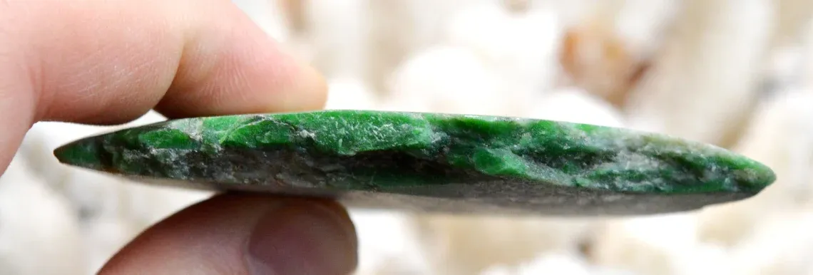 Slice - Jade Omphacite var. chrome omphacite 116 grams - Pellice Valley, Piedmont, Italy - image 3