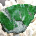 Slice - Jade Omphacite var. chrome omphacite 256 grams - Pellice Valley, Piedmont, Italy - image 1