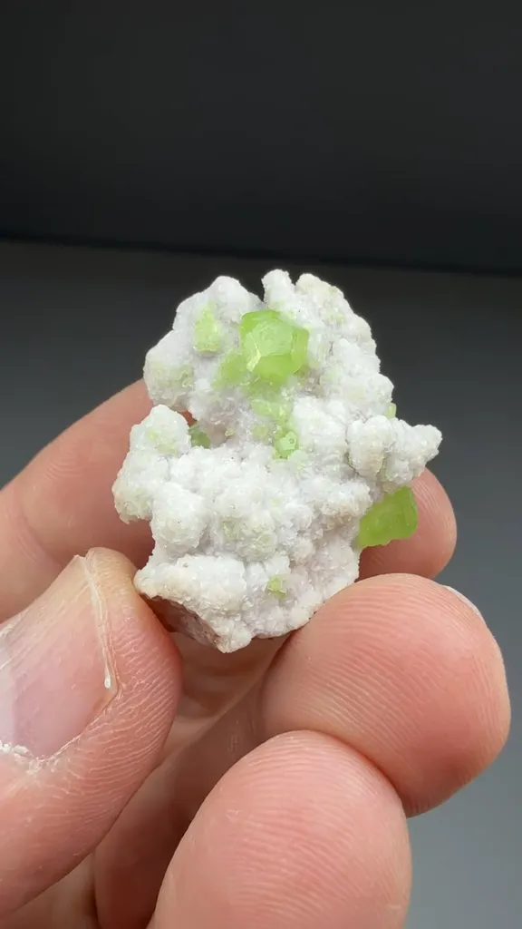 Smithsonite (1116) - image 2