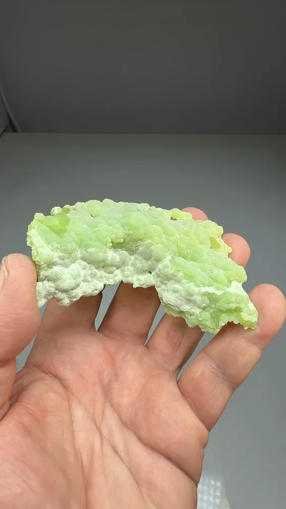 Smithsonite (2053) - image 2