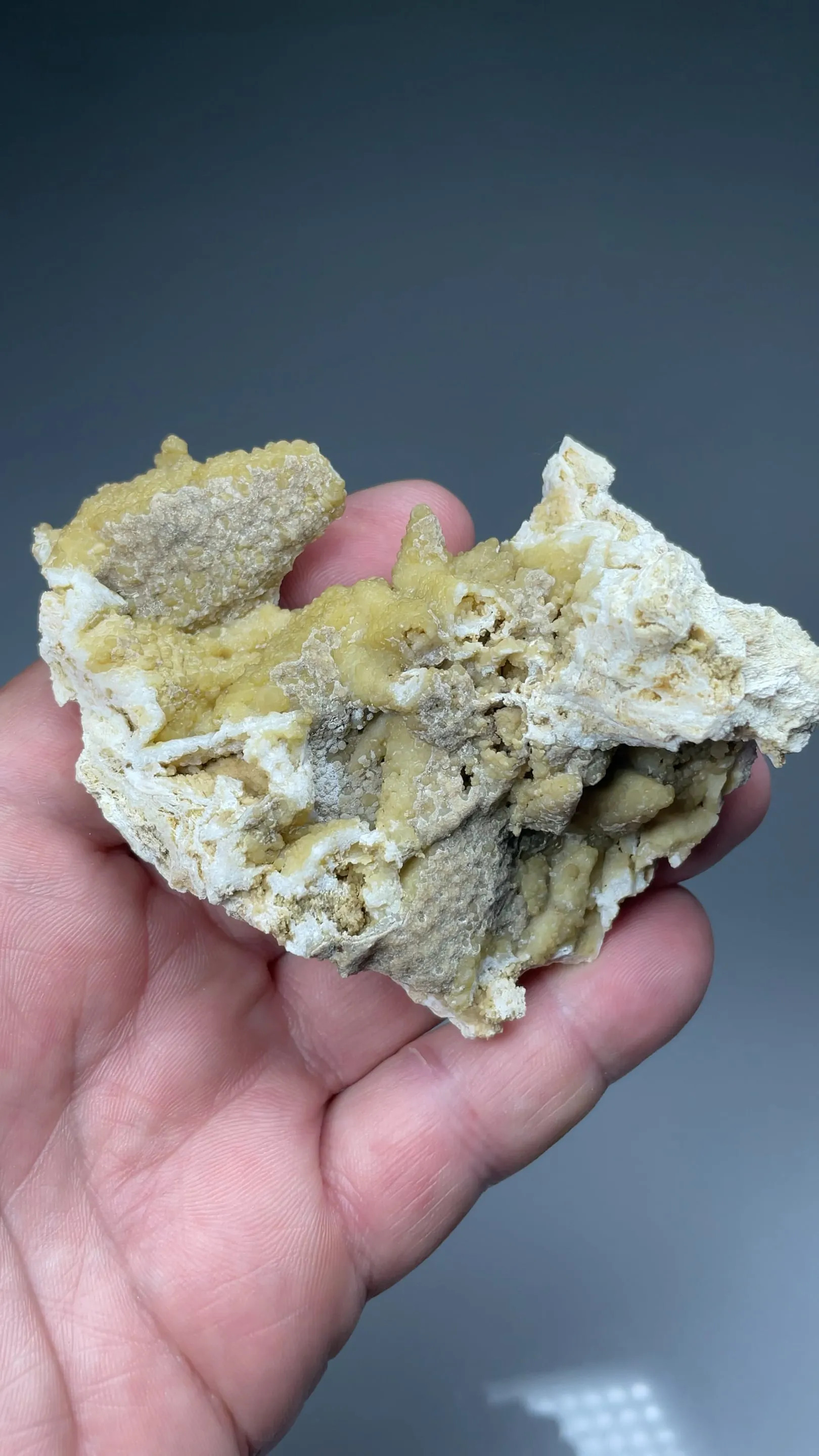 Smithsonite after Calcite with Hemimorphite - image 2