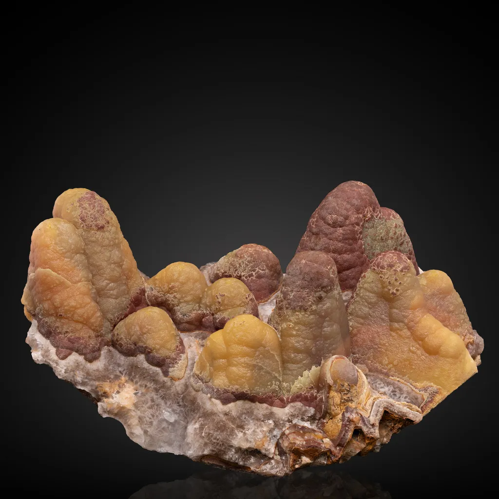 Smithsonite, Calcite image