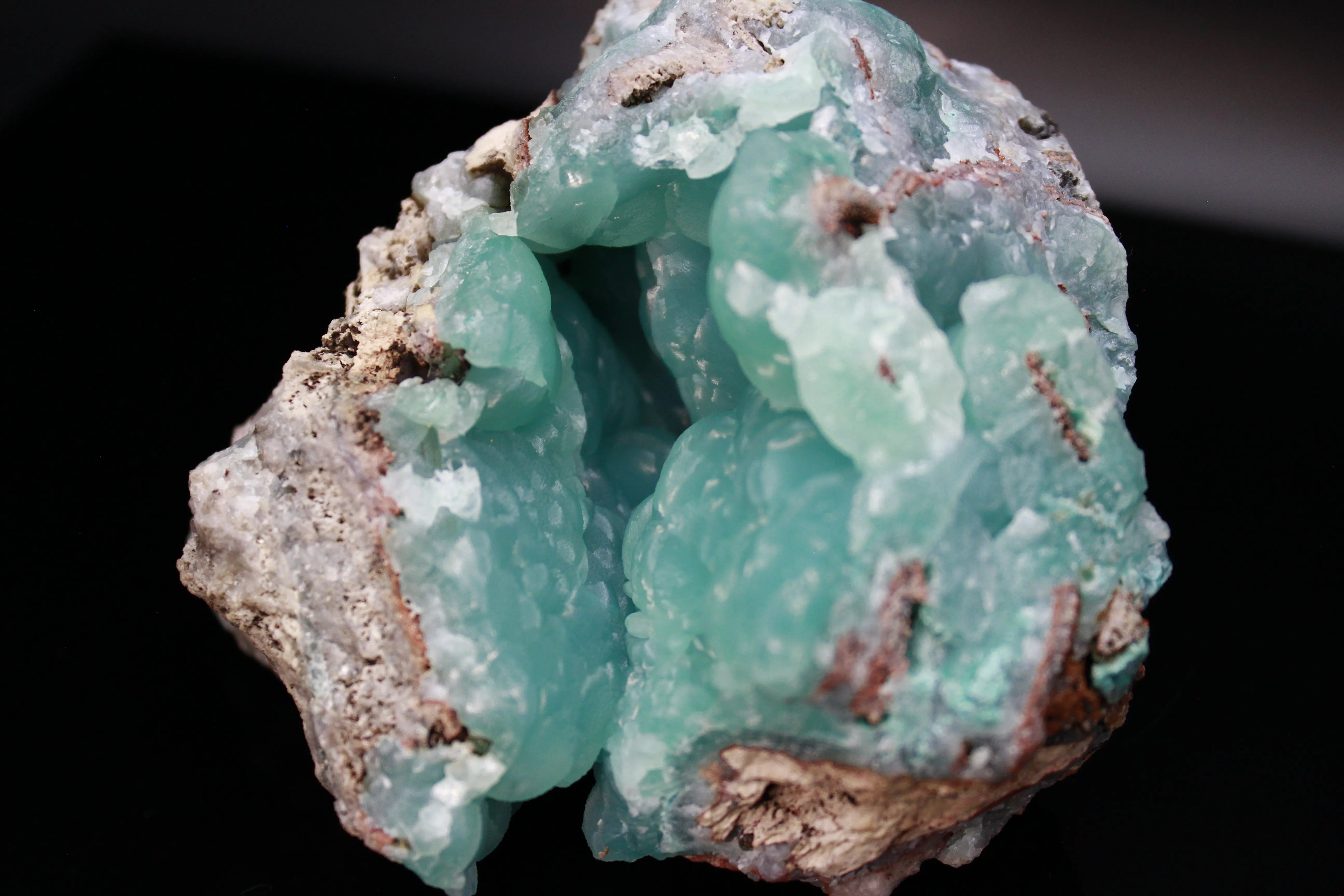 Smithsonite, Cavity filling - image 2